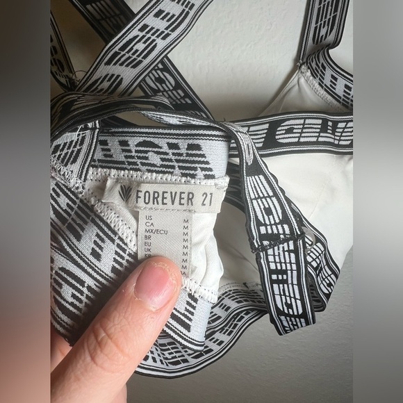 Forever 21 White Sports Bra with Logo Straps - Picture 4 of 4